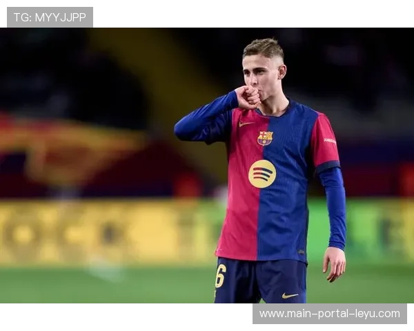 瓦伦西亚门将马马尔达什维利扑点,助球队客场守平